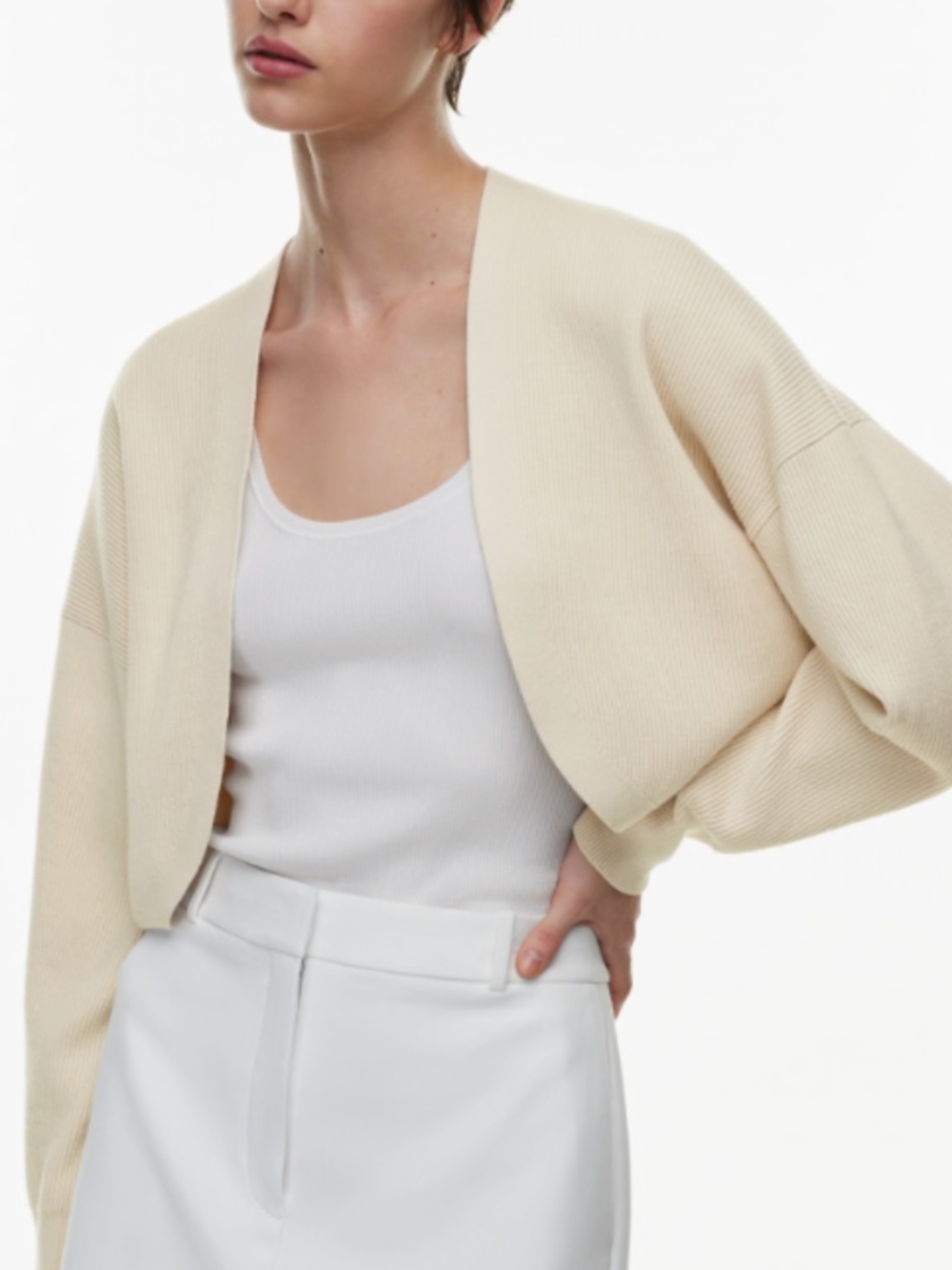 Aritzia Babaton Decision Cream Shrug - Size Small